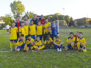 4/6/2013 Foto squadra Torneo Oratori, prima di cominciare la prima partita contro il San Pietro